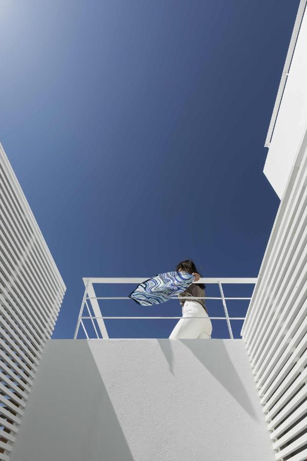 Cubic Mykonos Seafront Design Suites Ornos  Zewnętrze zdjęcie