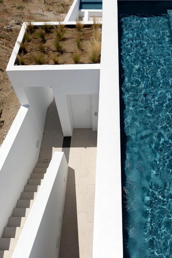 Cubic Mykonos Seafront Design Suites Ornos  Zewnętrze zdjęcie
